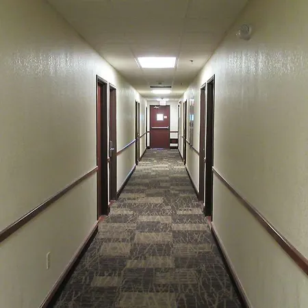 Red Roof Inn Auburn 